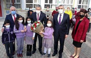 Osmaniye’de 137 bin öğrenci karne heyecanı yaşadı