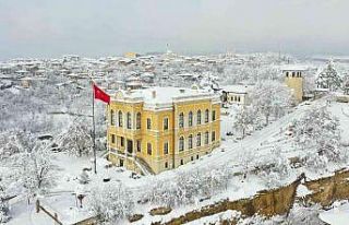 Osmanlı kenti beyaz örtüyle kaplandı