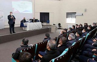 Otobüs şoförlerine hizmet içi eğitim semineri