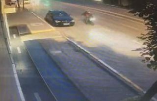 Otomobilinde silahlı saldırıya uğradı, yaralı...