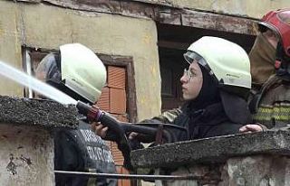 (Özel) Bursa’da madde bağımlılarının yaktığı...