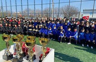 Özgür Attila Turnuvası’nda kazanan yine dostluk...