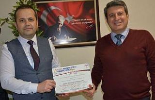 PAÜ Hastanesi sözlü sunumda ödül aldı