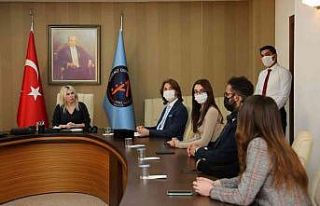 Rektör Özkan, Gençlik Meclisi yönetimini ağırladı