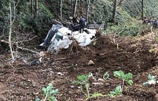 Rize’de beton mikseri uçuruma yuvarlandı, sürücü...