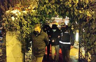 Rüşvet alırken yakalandığı iddia edilen danışman...