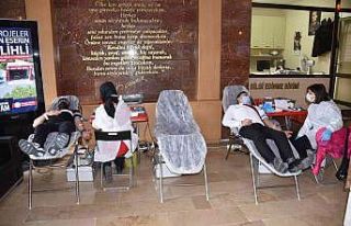 Salihli’den Kızılay’a kan desteği