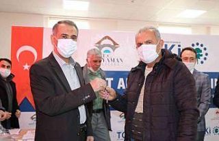 Samsat’ta depremzedelerin konut sevinci