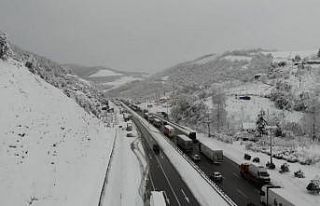 Samsun son 50 yılın en yoğun kar yağışını...