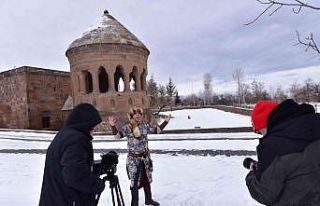 Sanatçı Gürhan Ötün, 1071 ruhunu anlatan türkünün...