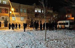 Şanlıurfa’da 5 çocuk annesi kadın evinde silahla...