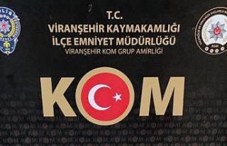 Şanlıurfa’da uzun namlulu silah ve tabanca ele...