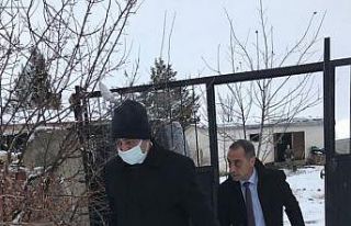 Şehit annesinin odun ve gıda ihtiyacı anında karşılandı