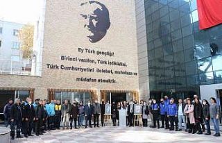 Şehit Fethi Sekin adının verildiği gençlik merkezinde...