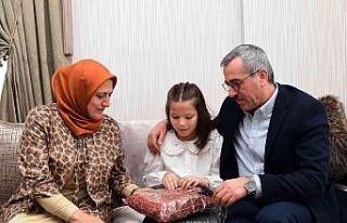 Şehit kızı Zeynep’e doğum günü sürprizi