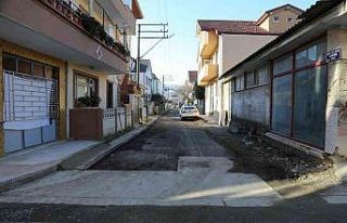 Serdivan’da asfalt mesaisi