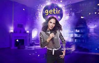 Sertab Erener, Edis ve Zeynep Bastık reklam filminde...