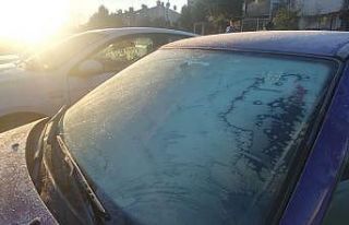 Sıcaklık sıfırın altına düştü, araçların...