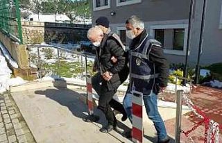 Silahla bir şahsı bacağından vurup kayıplara...
