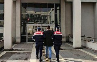 Silahlı yağmadan 4 yıl hapis cezasıyla aranan...
