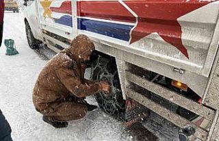 Şırnak’ta yoğun kar yağışı ulaşımı olumsuz...