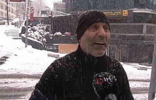 Şişli’de kar küreyen vatandaş: Yarım metre...