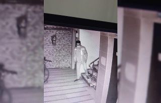 Soğukkanlı hırsız böyle çaldı