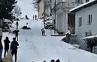 Sokaklar kayak pistine döndü