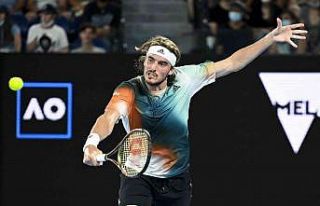 Stefanos Tsitsipas, Avustralya Açık’ta yarı finale...