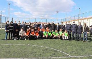 Suça sürüklenen çocuklara sürpriz ziyaret