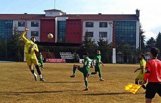 Şuhut Hisarspor 3 puanı 3 golle kaptı