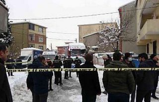 Sultanbeyli’de şizofren şahıs annesini bıçakla...