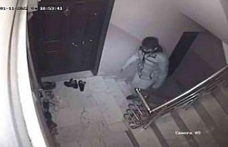 Sultangazi’de bisiklet hırsızlığı kamerada