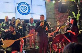 Survivor finalisti Poyraz, yeni imajıyla şaşırttı