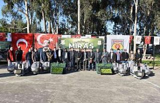 Tarsus’ta kadınlara hamur yoğurma makinesi desteği