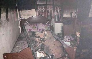 Tarsus’taki yangınlarda araba ve ev kullanılmaz...