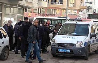 Tartıştığı karısını bacağından bıçakladı