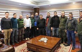 TATSO Başkanı Adabağ fotoğraf sanatçılarıyla...