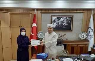 Taylandlı Pronkaew Esma oldu