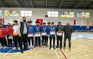 Teknik lise öğrencileri adını Türkiye yarı finaline...