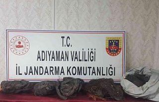 Telefon ve internet kablolarını çalan 4 şahıs...