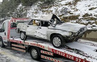 TEM’de 12 otomobilin karıştığı zincirleme kazada...