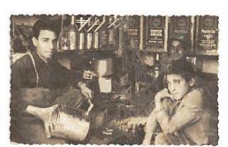 Tenekeci Mehmet Usta’nın hayatı kitaplaştırıldı