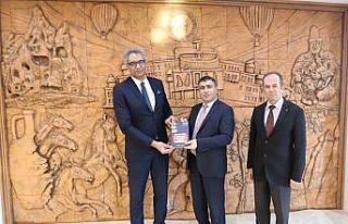 TES Nevşehir Şube Başkanı Urgenç’ten Rektör...