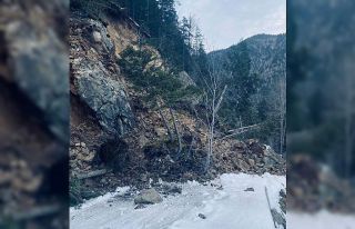 Trabzon’un Çaykara ilçesinde heyelan