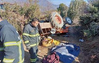 Traktörle gül budamaya giden çifti ölüm ayırdı