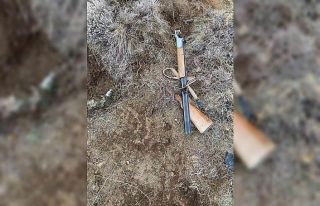 Tüfeğin üzerine düşen çoban hayatını kaybetti