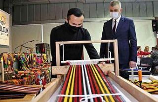 Türk el sanatları kursunu tamamlayan kursiyerlere...