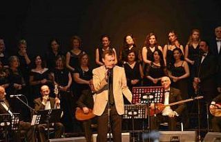 Türk Halk Müziği Korosu 48. Yıl Sanat Gecesi ve...