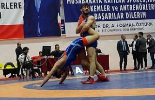 Türkiye U23 Serbest Güreş Şampiyonası başladı